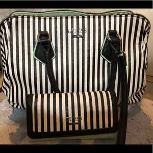 Guess Bag and wallet